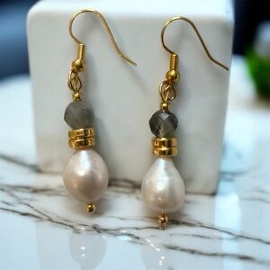 Handmade real pearl and labradorite Dangle Earrings
